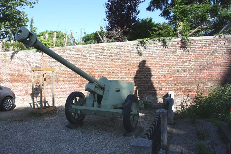 124